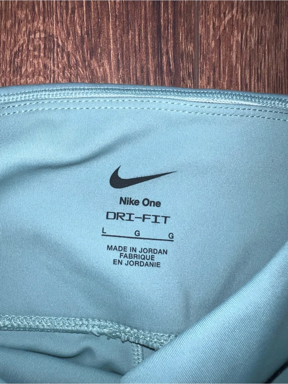 Nike Light Blue Short Sleeve Top and High-Waist Leggings Set